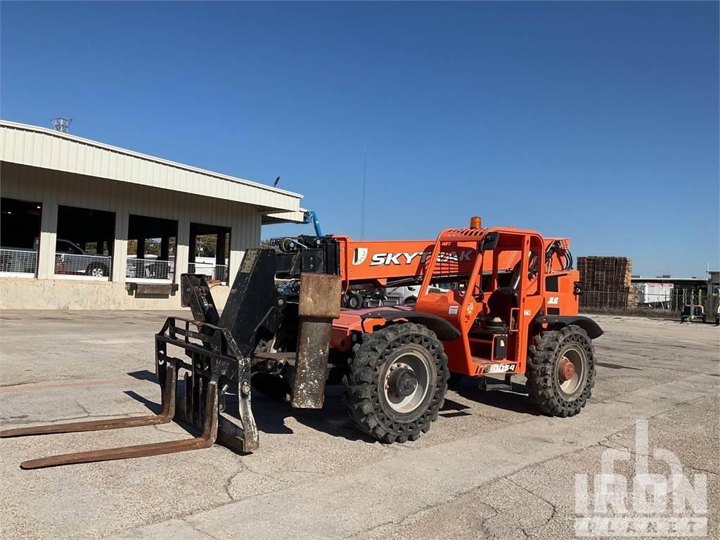 JLG 10054 Kurottajat