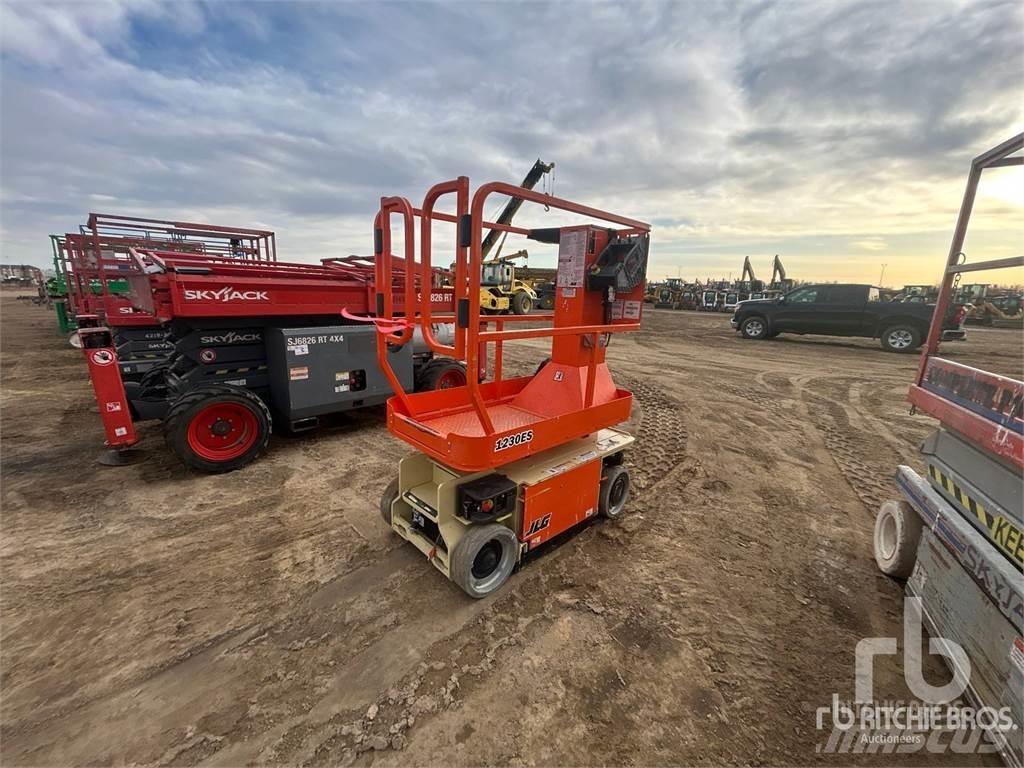 JLG 1230ES Kuukulkijat