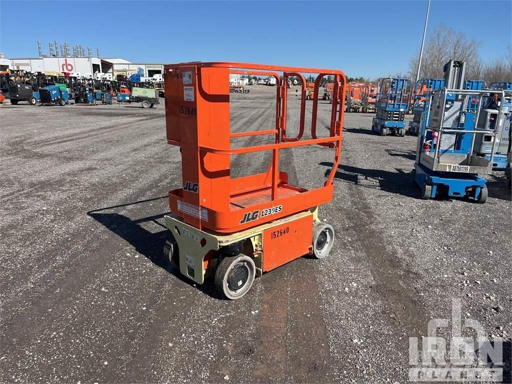 JLG 1230ES Kuukulkijat