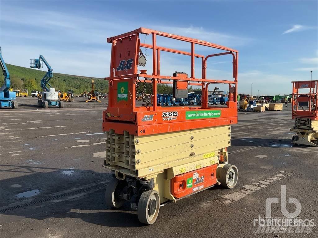 JLG 2632ES Saksilavat