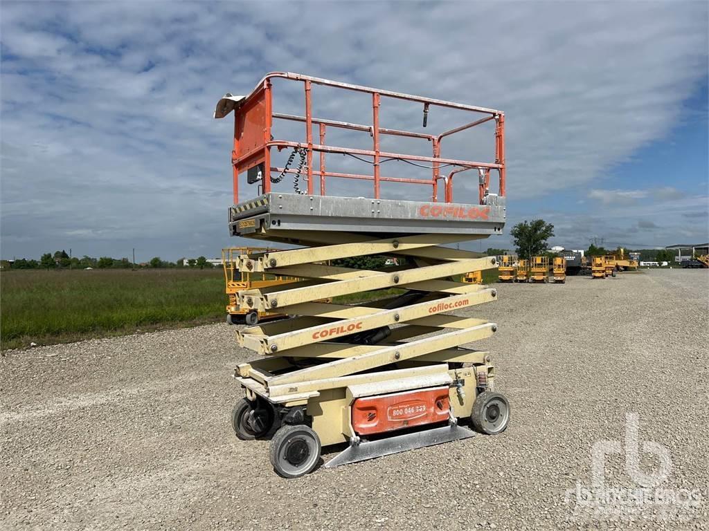 JLG 3246ES Saksilavat