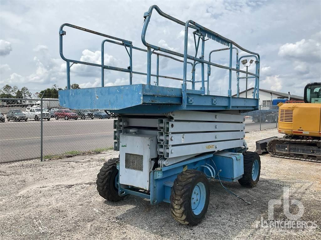 JLG 330CRT Saksilavat
