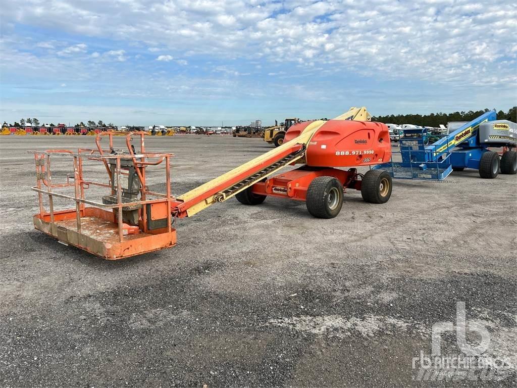 JLG 400S Kuukulkijat