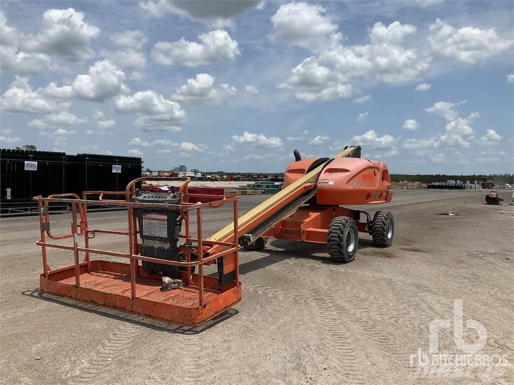 JLG 400S Kuukulkijat