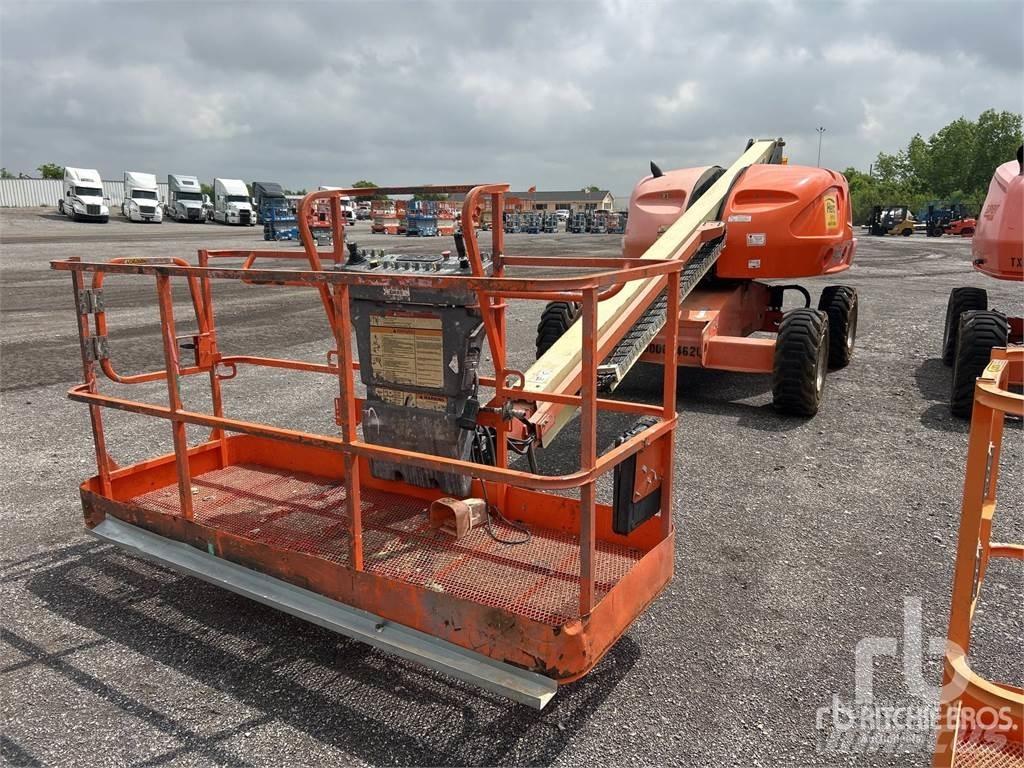 JLG 400S Kuukulkijat