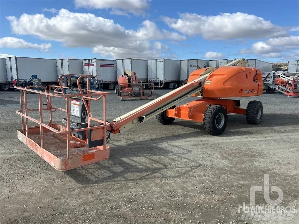 JLG 400S Kuukulkijat