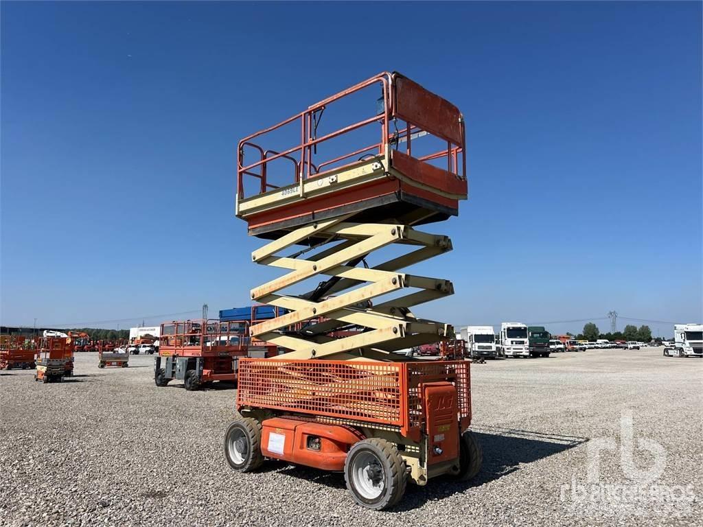 JLG 4069LE Saksilavat