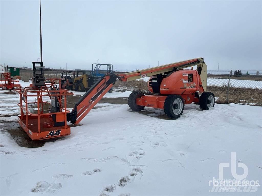 JLG 600AJ Kuukulkijat