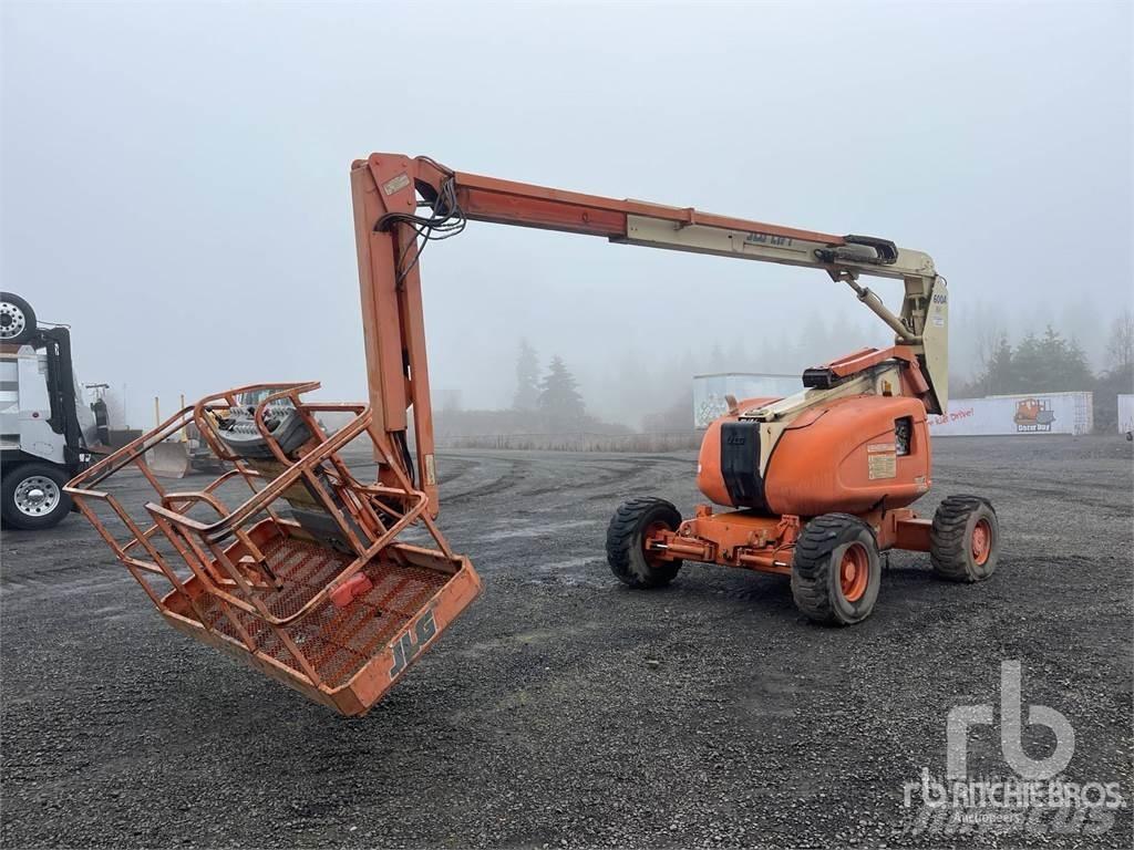 JLG 600AJ Kuukulkijat