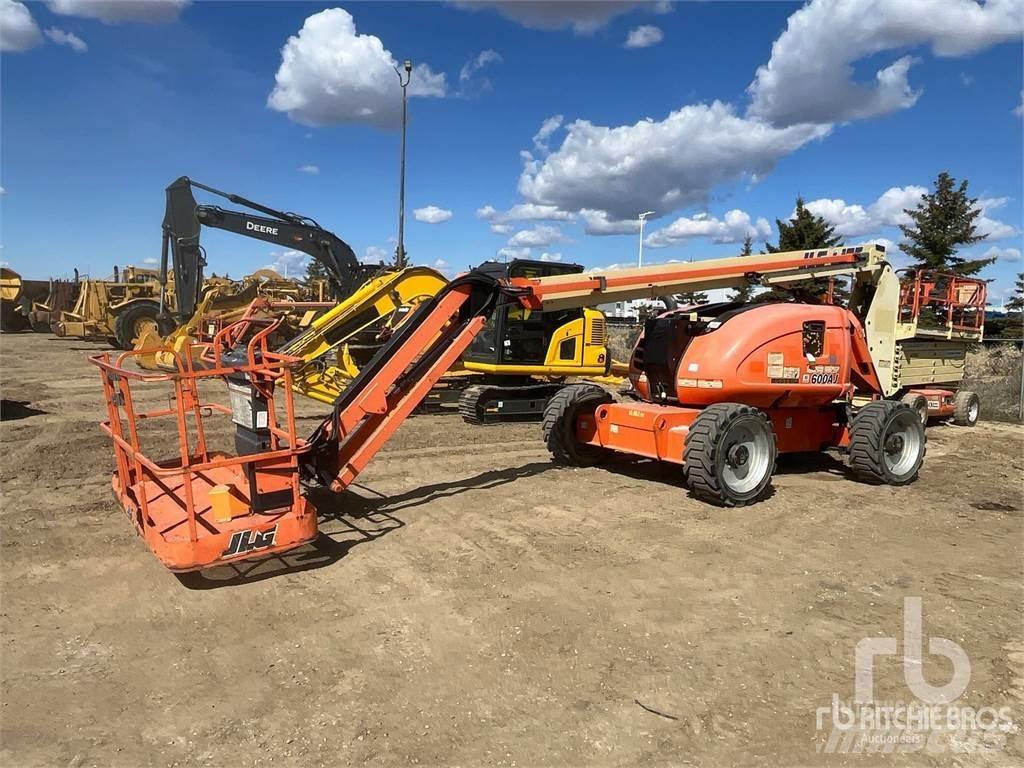JLG 600AJ Kuukulkijat