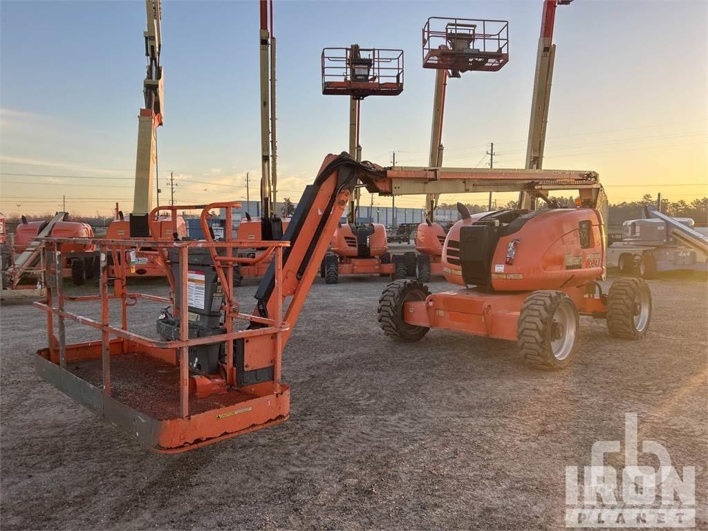 JLG 600AJ Kuukulkijat