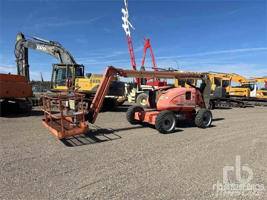 JLG 600AJ Kuukulkijat