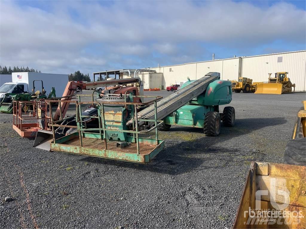 JLG 600S Kuukulkijat