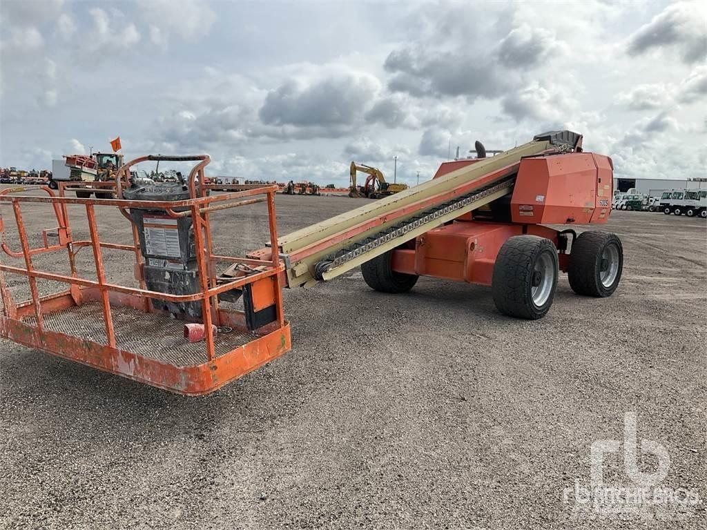 JLG 600S Kuukulkijat