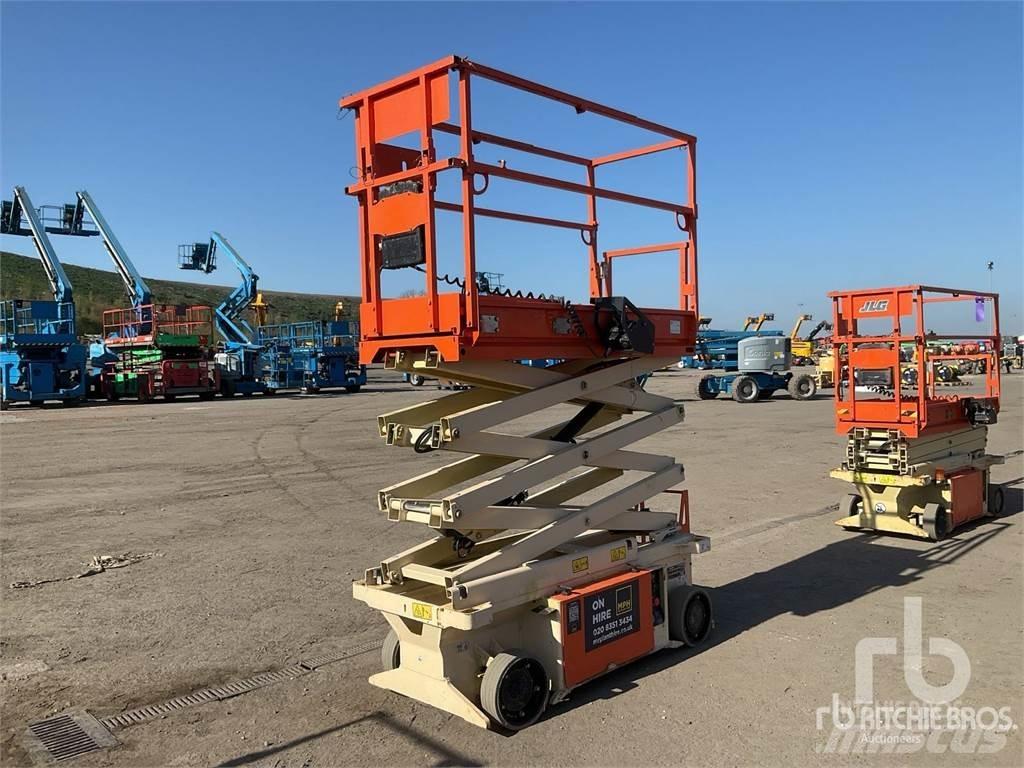 JLG 6RS Saksilavat