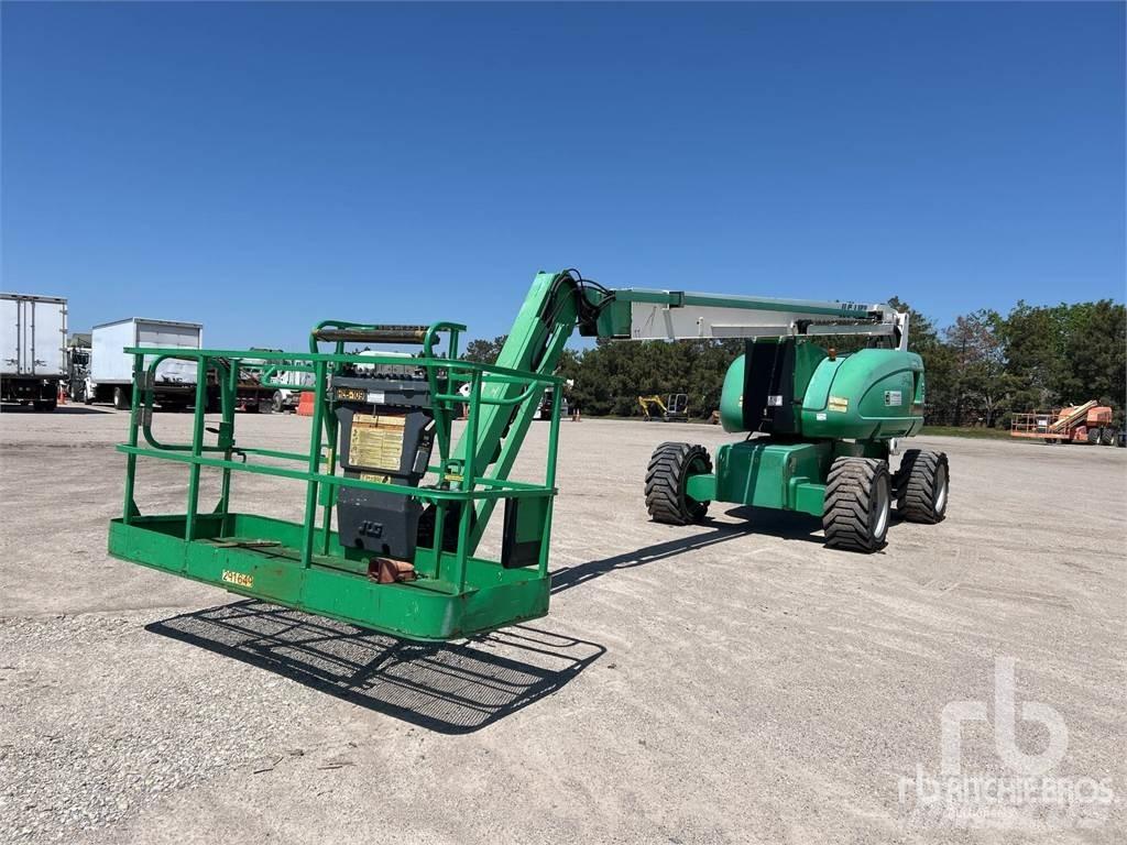 JLG 800AJ Kuukulkijat