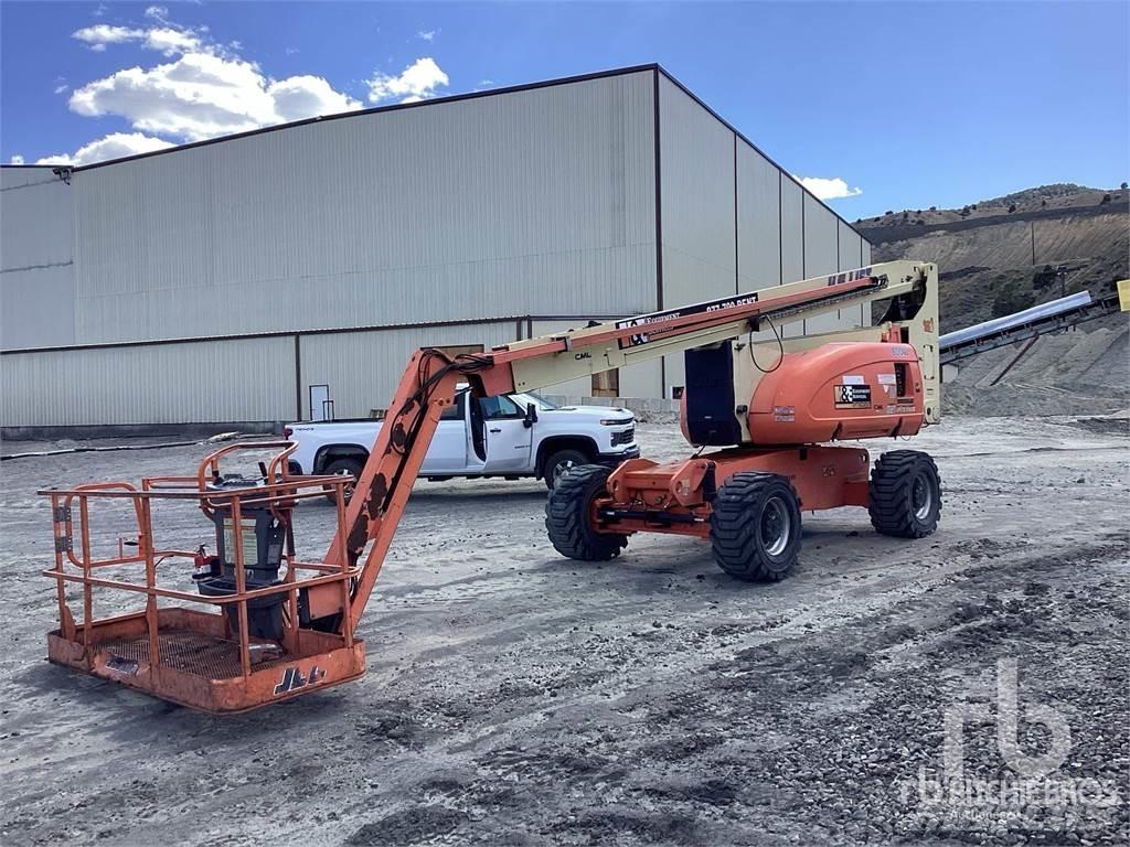 JLG 860SJ Kuukulkijat