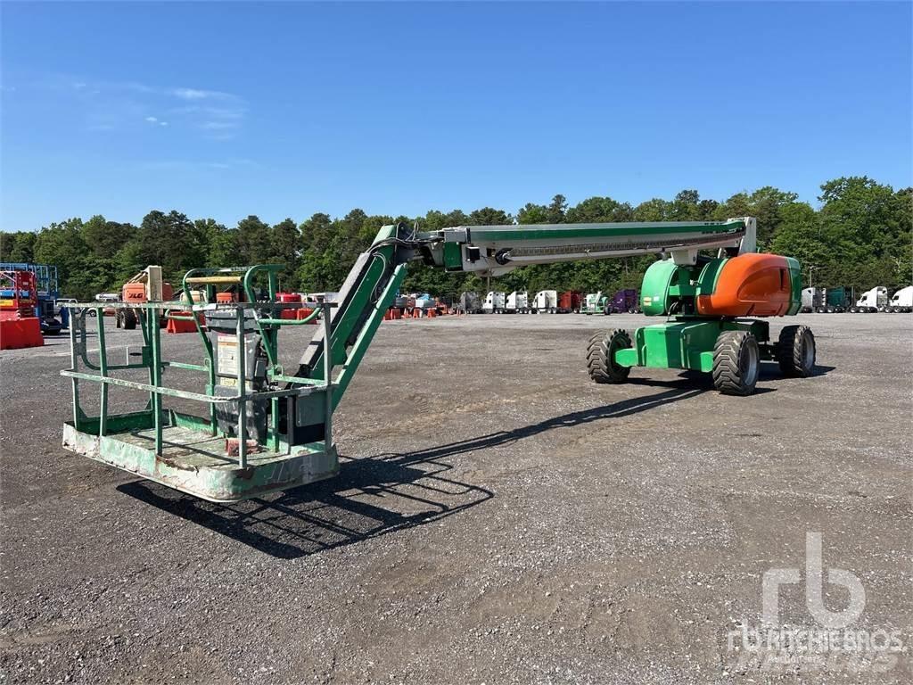 JLG 860SJ Kuukulkijat