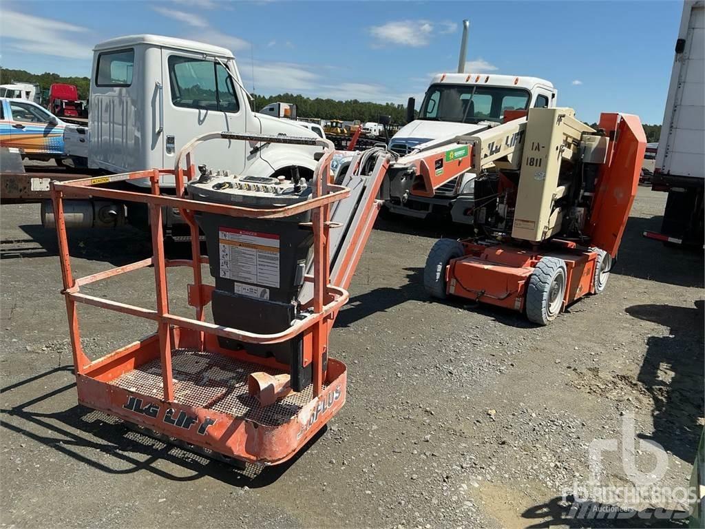 JLG E300AJP Kuukulkijat