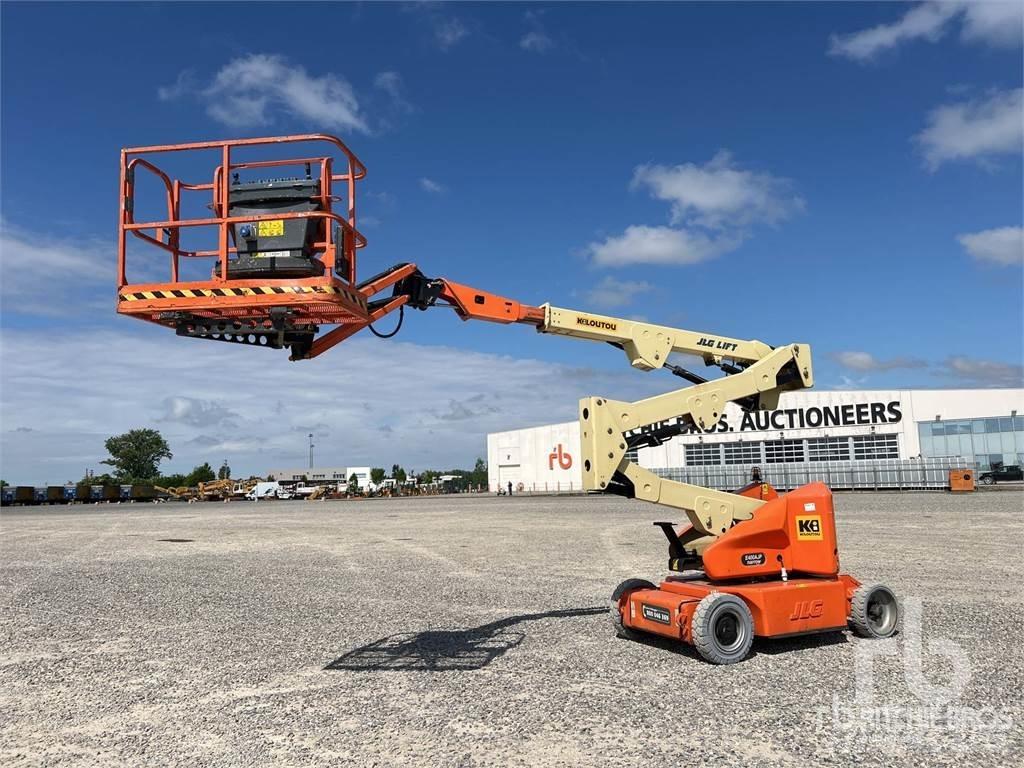 JLG E400AJPN Kuukulkijat