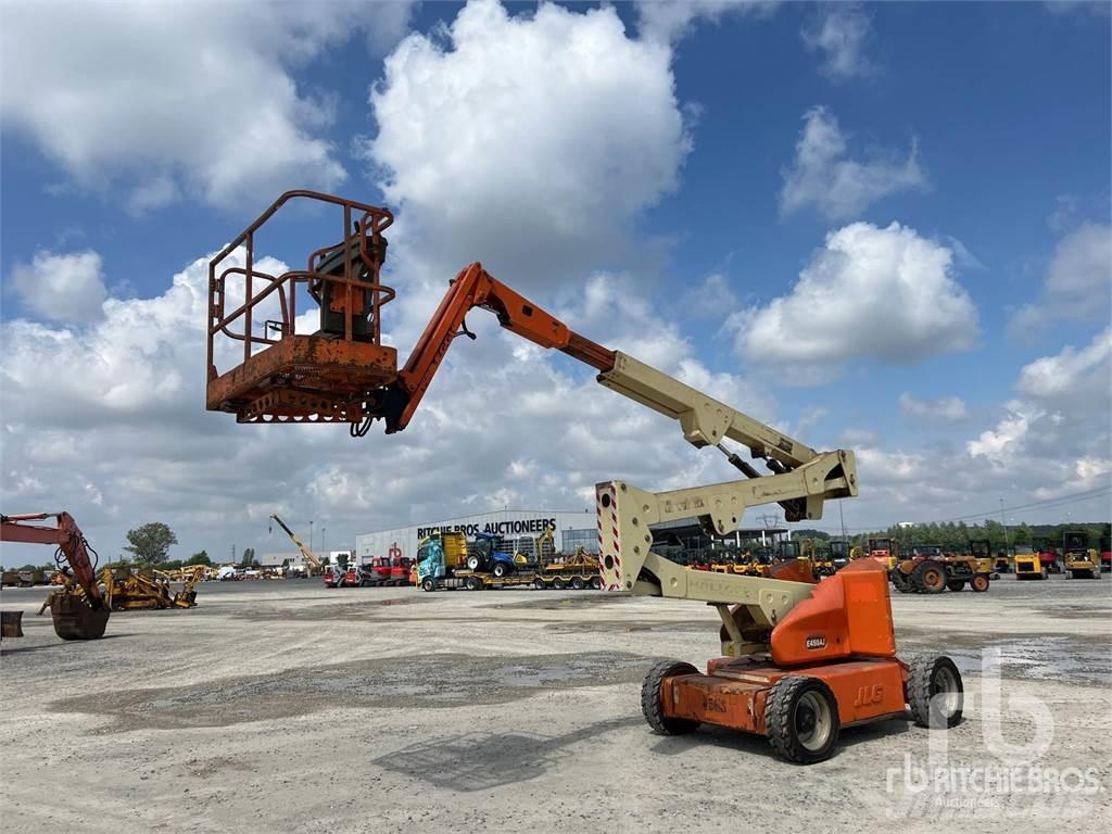 JLG E450AJ Kuukulkijat