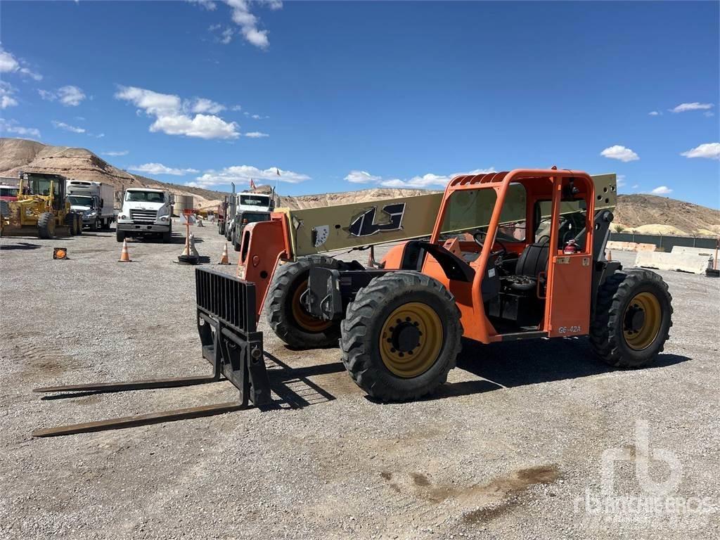 JLG G6-42A Kurottajat