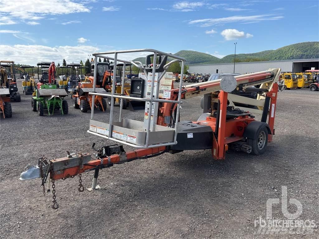 JLG T-350 Kuukulkijat