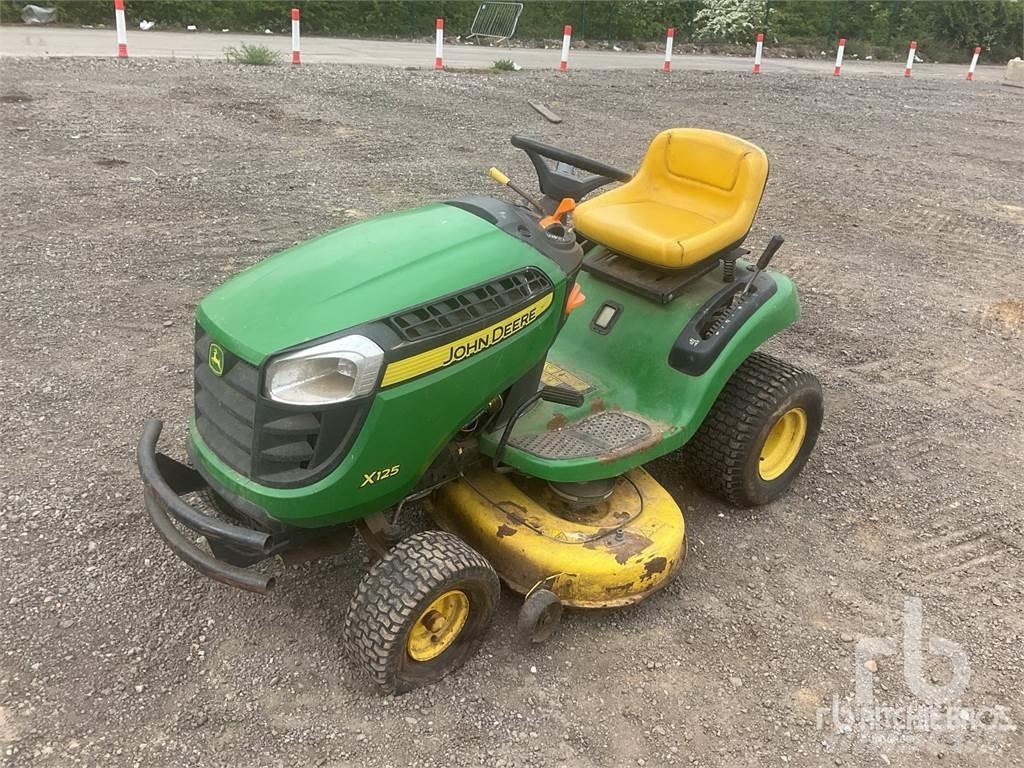 John Deere X125 Niittokoneet