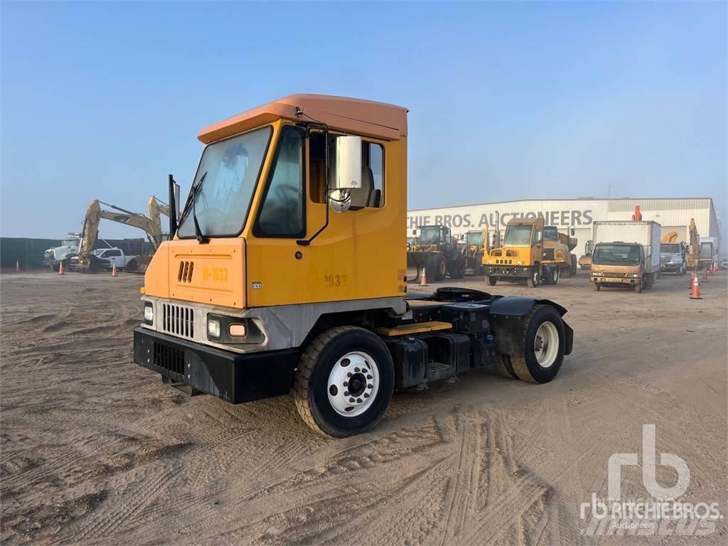Kalmar T2 Vetopöytäautot