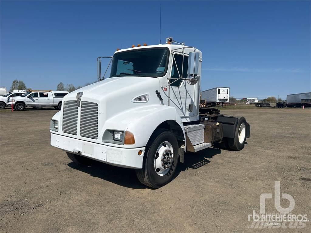 Kenworth T300 Vetopöytäautot