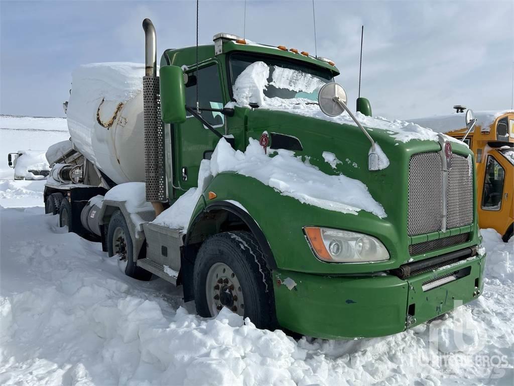 Kenworth T440 Betonikuorma-autot