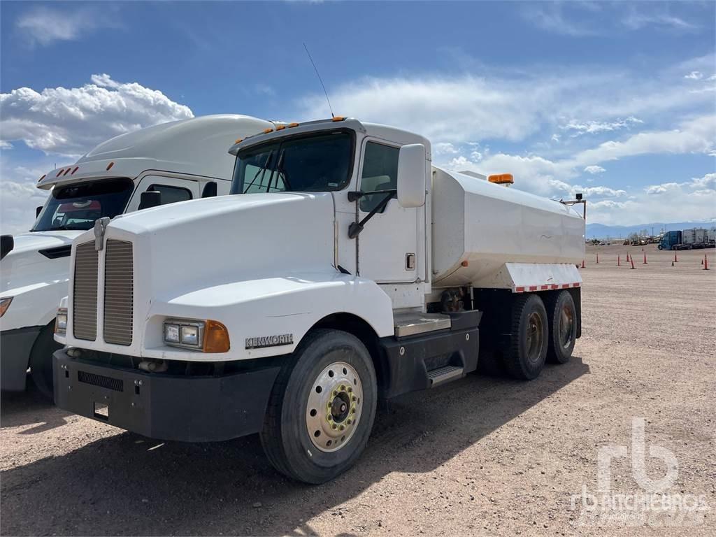 Kenworth T600 Vesisäiliöautot