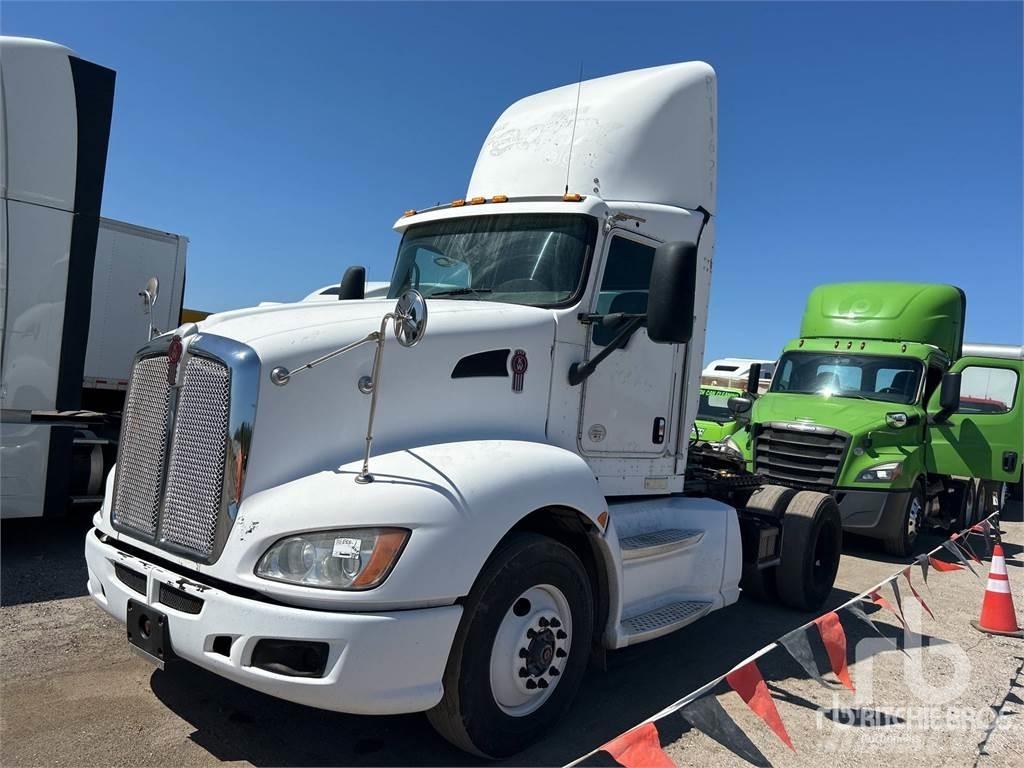 Kenworth T660 Vetopöytäautot