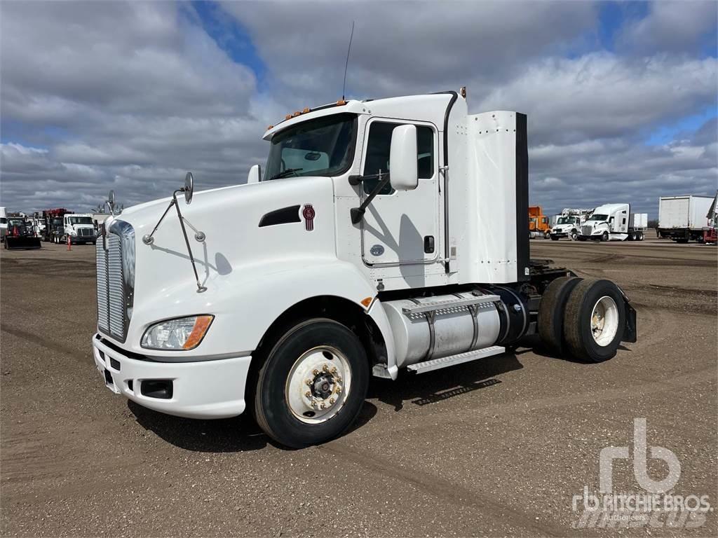 Kenworth T660 Vetopöytäautot