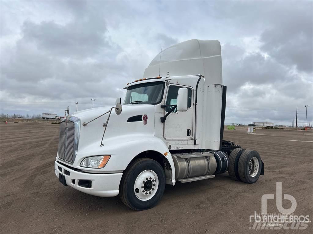 Kenworth T660 Vetopöytäautot