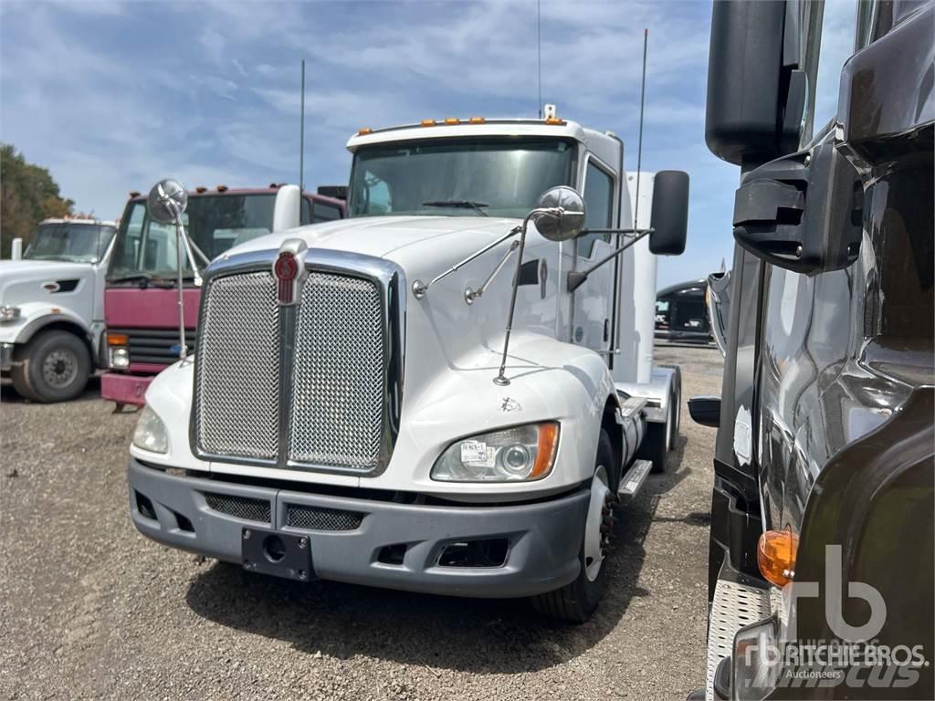 Kenworth T660 Vetopöytäautot