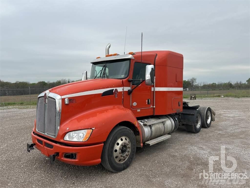 Kenworth T660 Vetopöytäautot