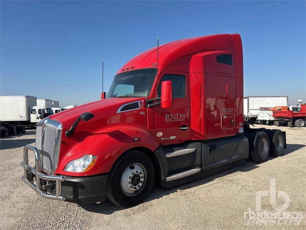 Kenworth T680 Vetopöytäautot