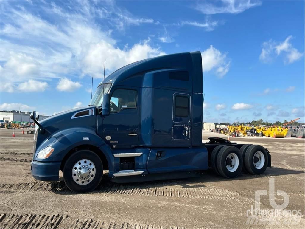 Kenworth T680 Vetopöytäautot