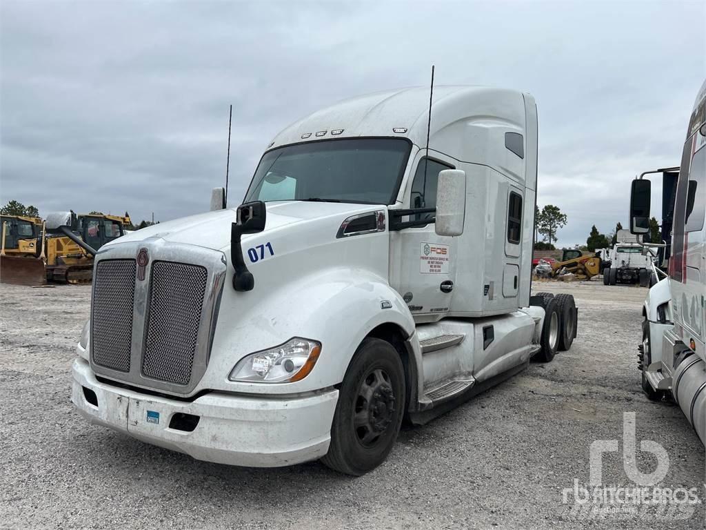 Kenworth T680 Vetopöytäautot