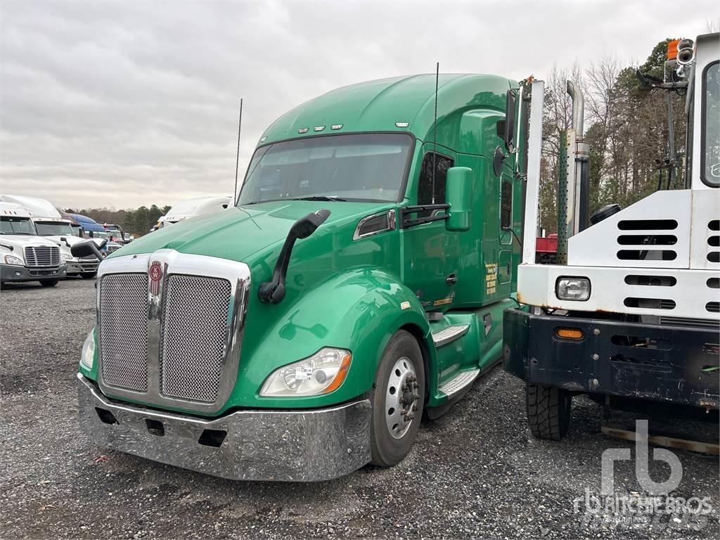 Kenworth T680 Vetopöytäautot