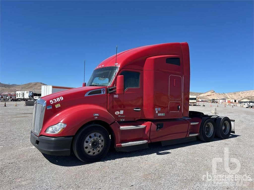 Kenworth T680 Vetopöytäautot