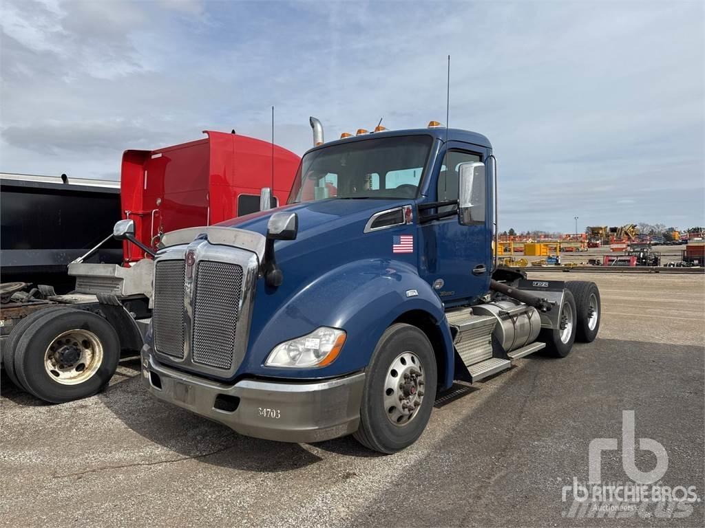 Kenworth T680 Vetopöytäautot