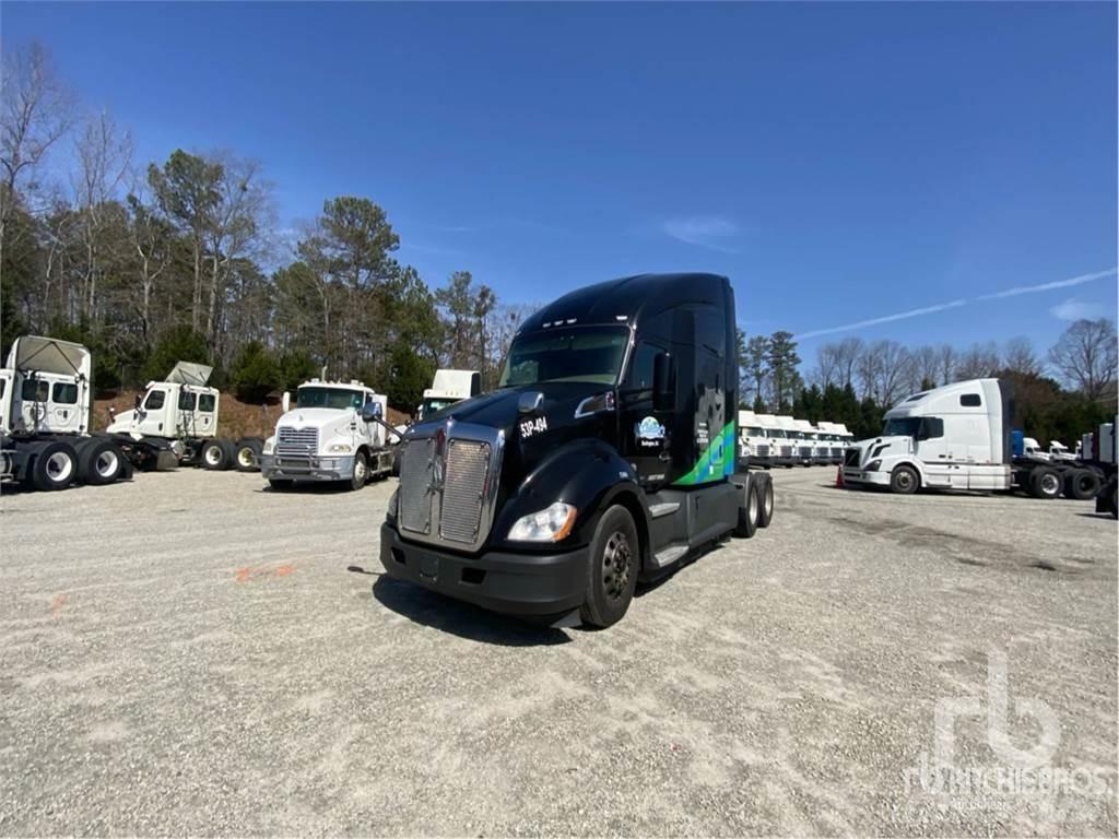 Kenworth T680 Vetopöytäautot