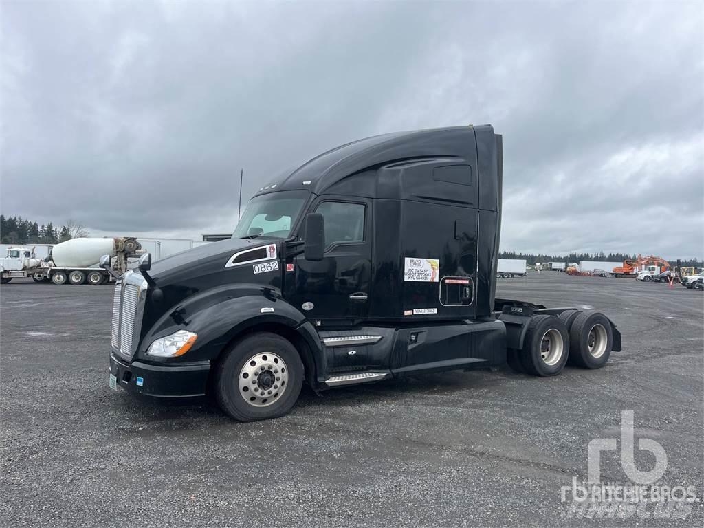 Kenworth T680 Vetopöytäautot