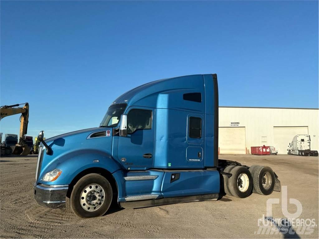Kenworth T680 Vetopöytäautot