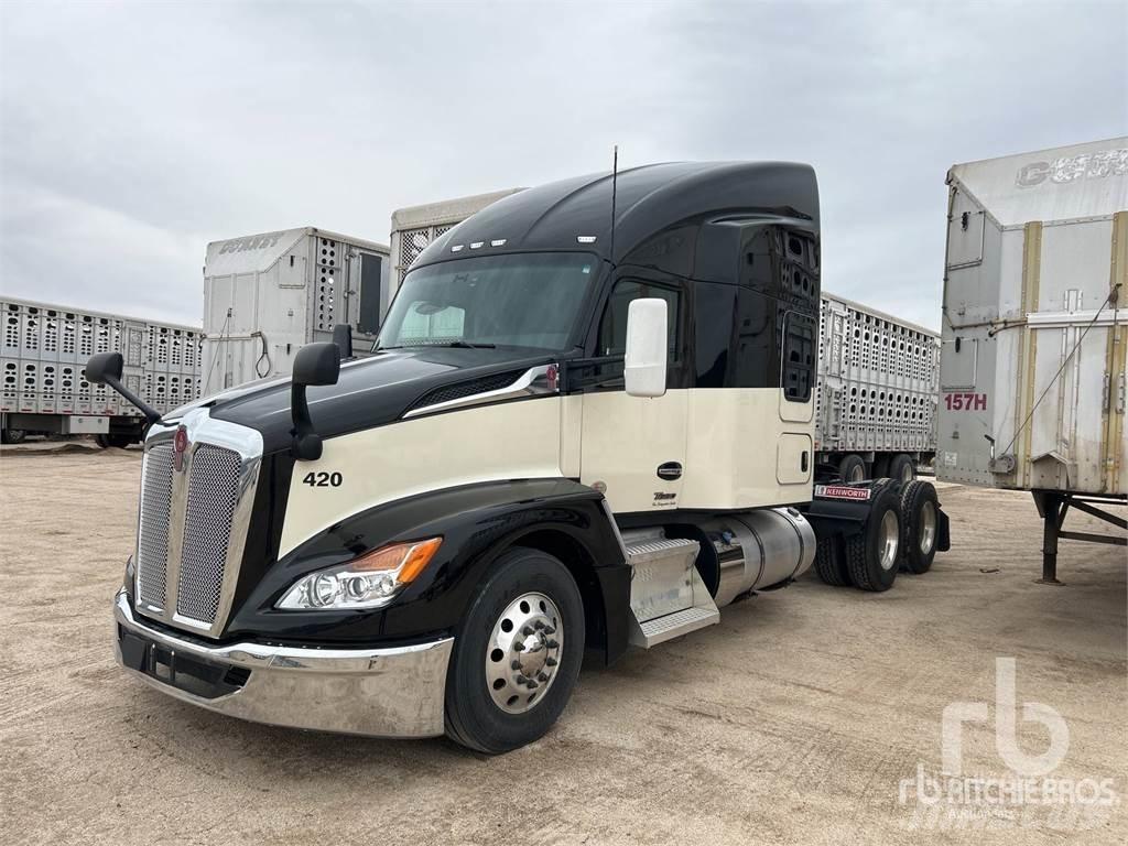 Kenworth T680 Vetopöytäautot