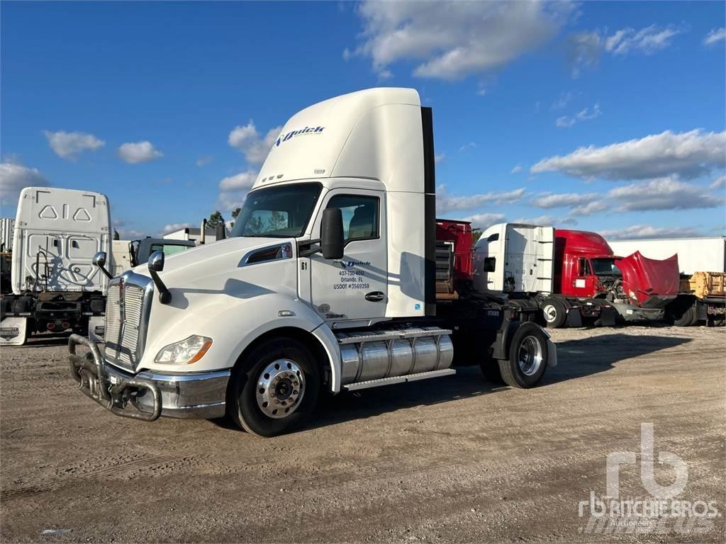 Kenworth T680 Vetopöytäautot