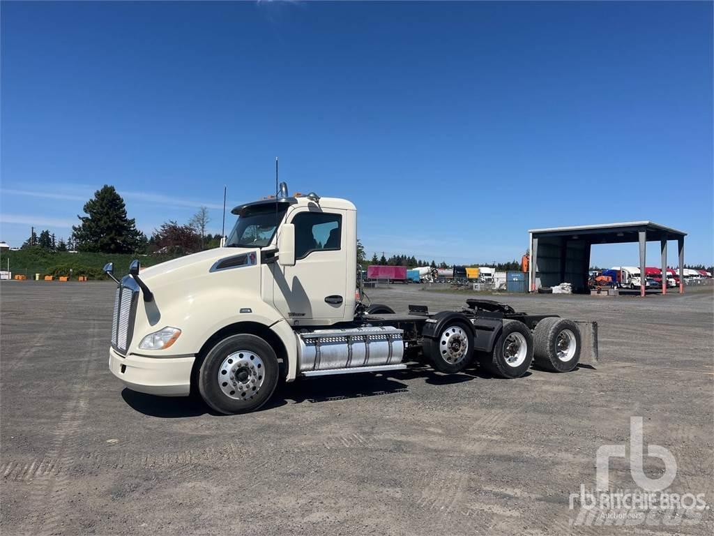 Kenworth T680 Vetopöytäautot
