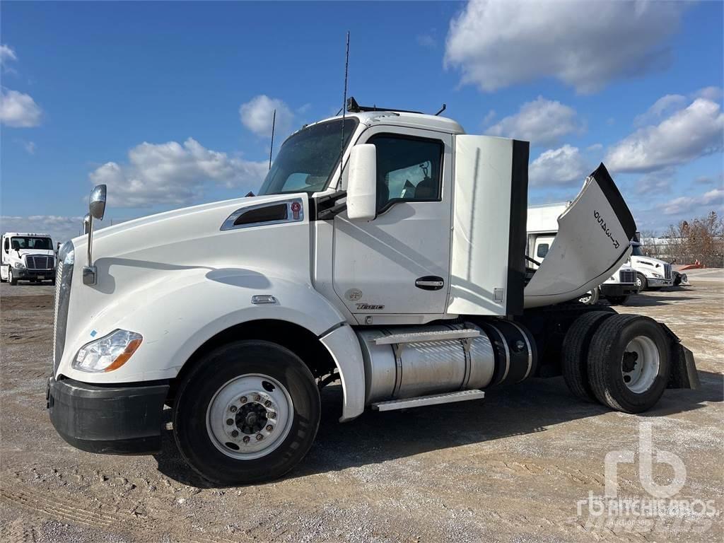 Kenworth T680 Vetopöytäautot